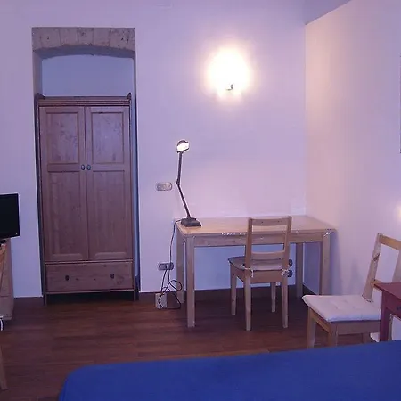 Amedeo ゲストハウス