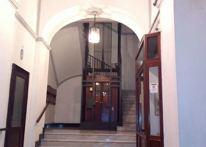 Amedeo Πανσιόν Νάπολη