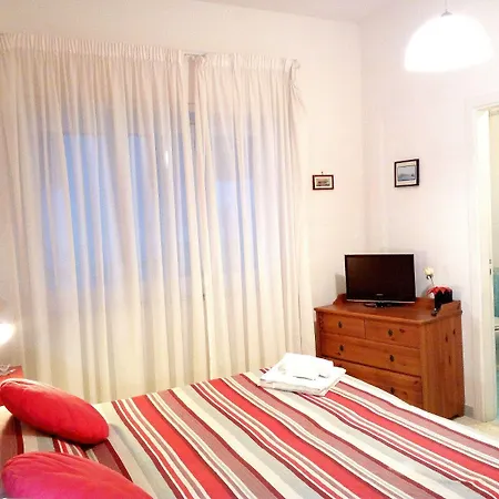 Guest house Amedeo 4*